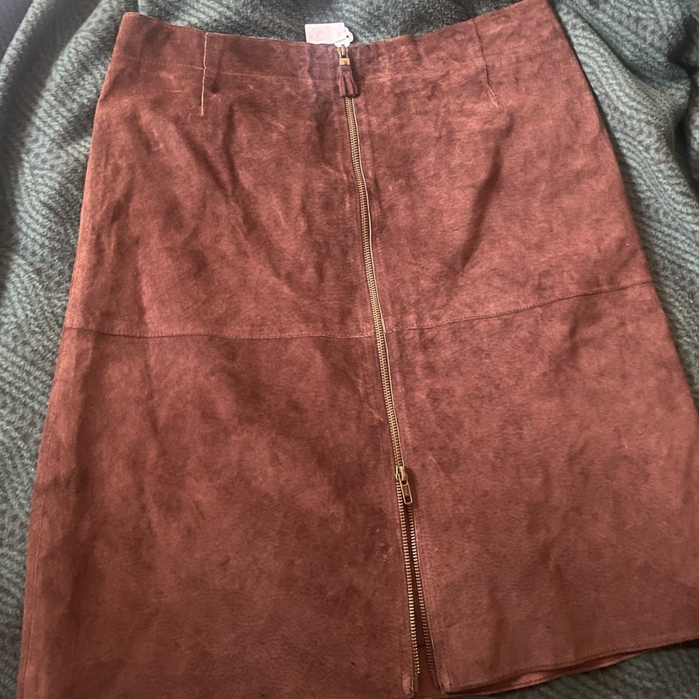 Brown suede, double zip skirt